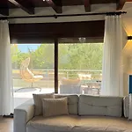 Helvetia Luxury Pool Feriehus