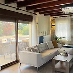 Helvetia Luxury Pool * Kriopigi