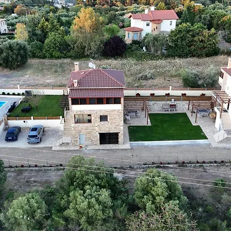 Semesterbostad Helvetia Luxury Pool *