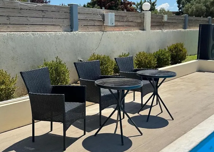 Helvetia Luxury Pool