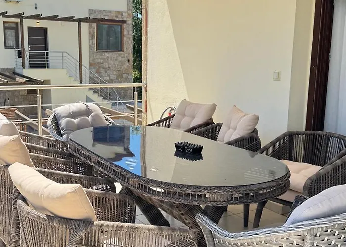 Helvetia Luxury Pool *