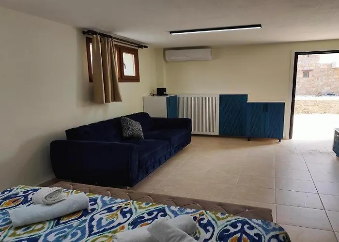 Helvetia Luxury Pool Casa de Férias Kriopigi
